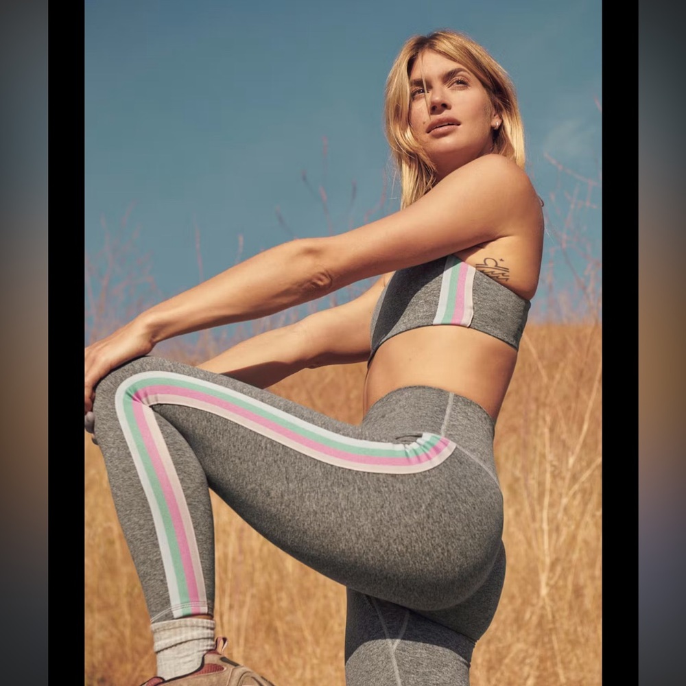 Spiritual Gangster Set Grey Sports Bra & Leggings with Colorful Stripes